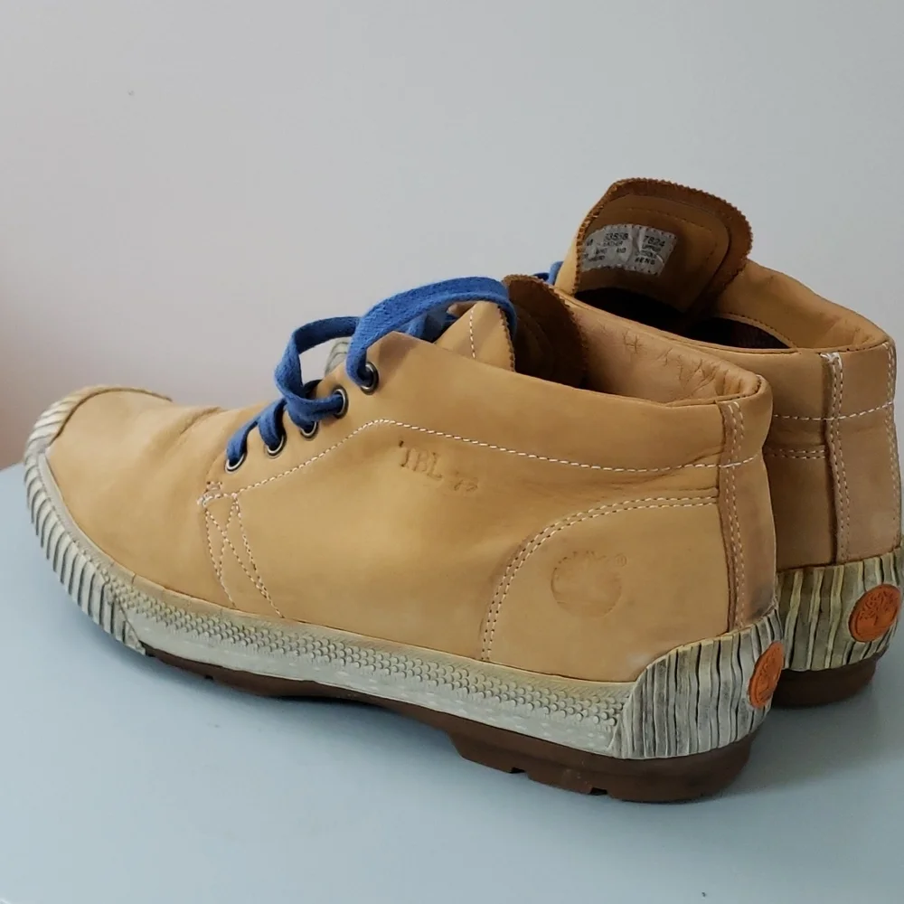 Timberland Mens TBL 73 Beige Suede Boots, Size 10.5M